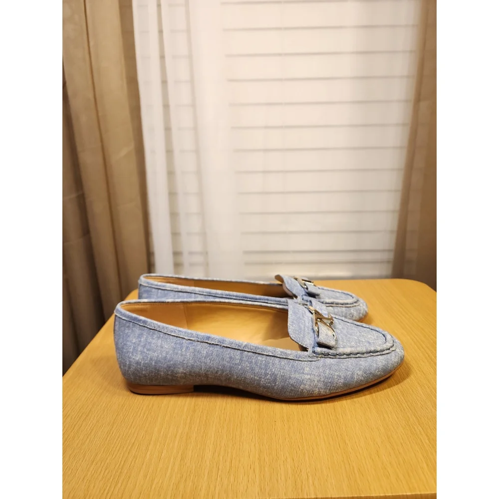 Naturalizer leather moccasins